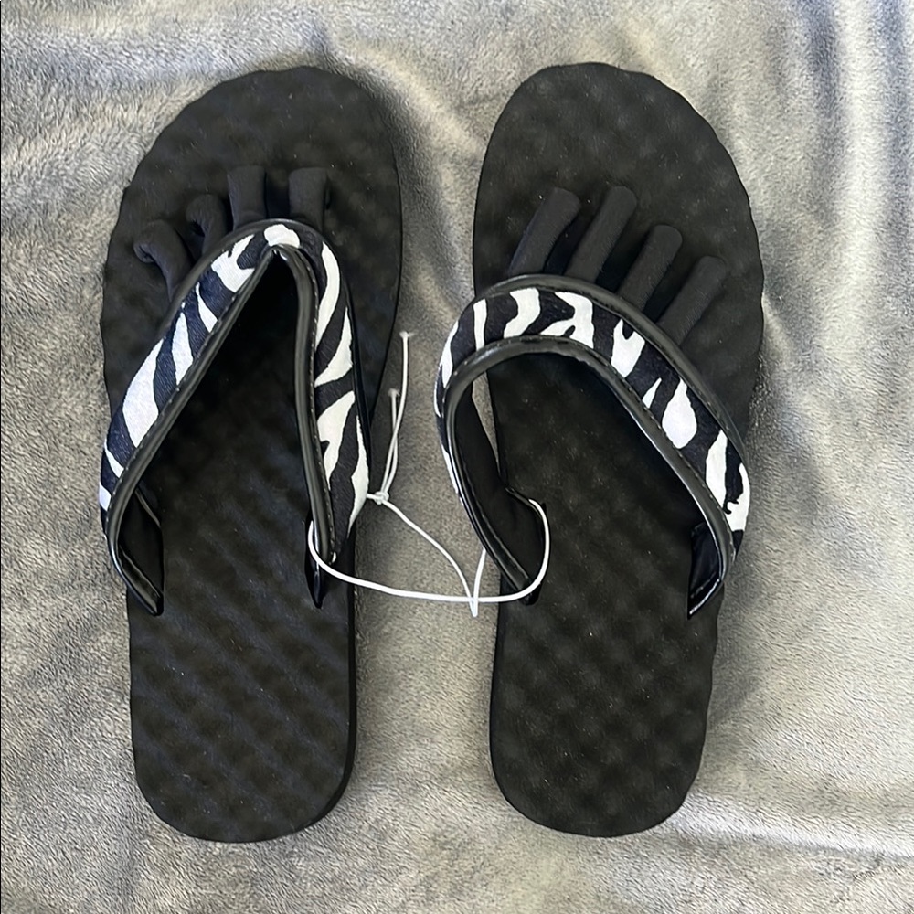 Zebra Pattern Flip Flops PEDI COUTURE